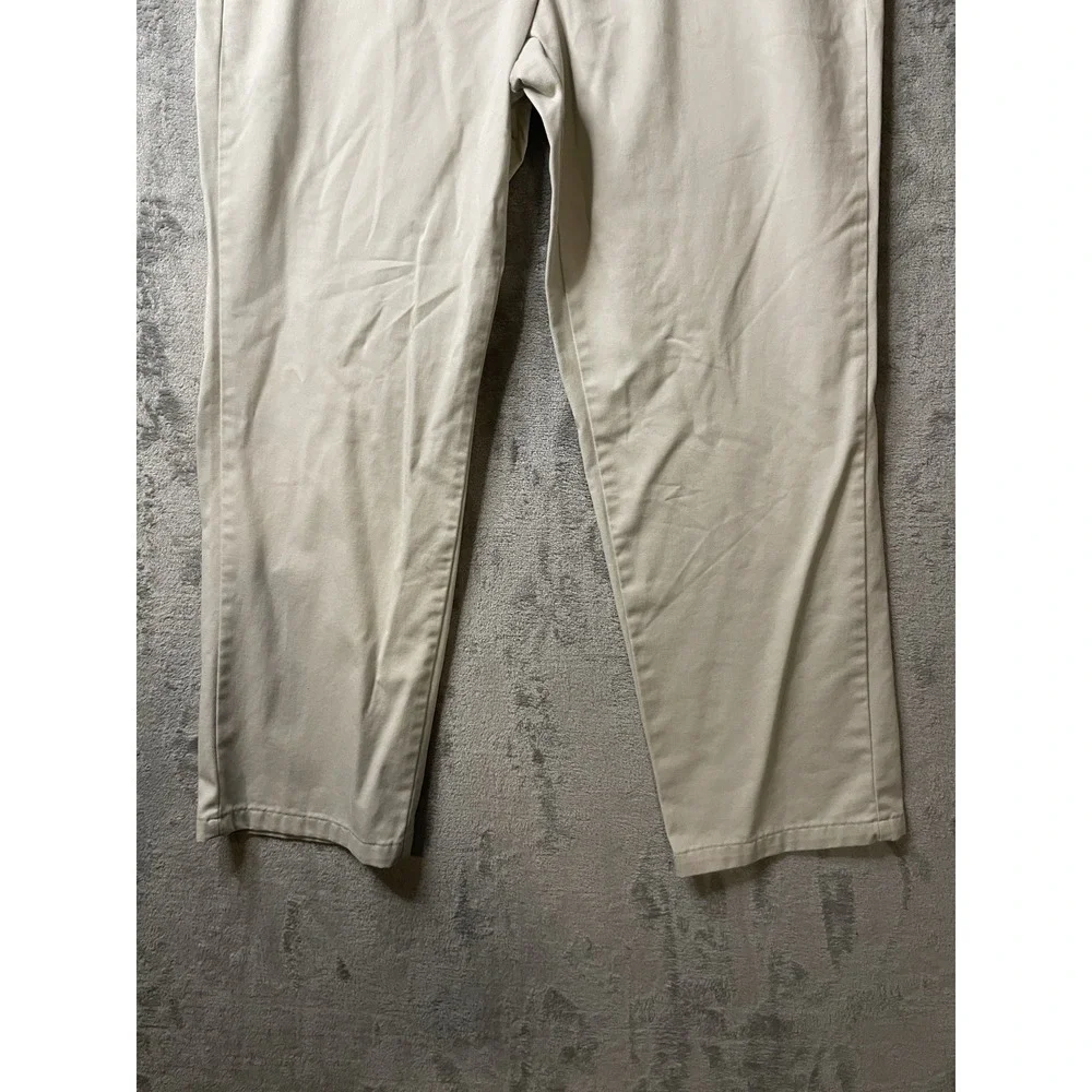 Levi Strauss Men's 36x30 Classic Flat‎ Front Pants Khaki